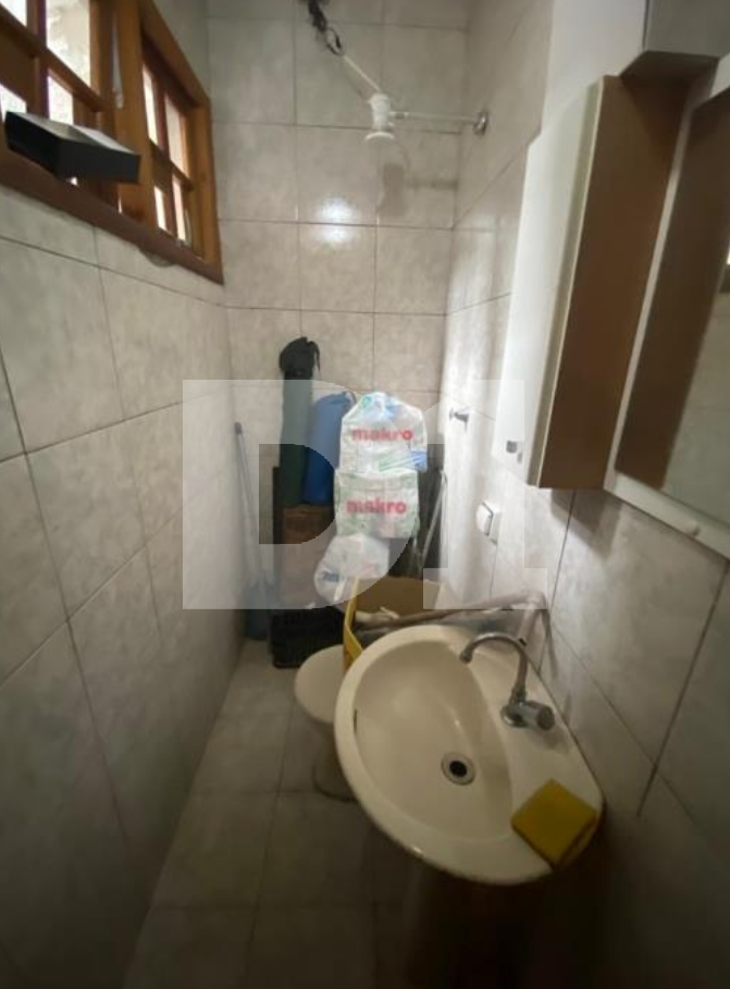 Jordanópolis - São Bernardo do Campo - SP - Casa - 140,00 m² (a.c.) e 242,45 m² (a.t.), localizado em São Bernardo Do Campo - SP, bairro Chácara Sergipe
