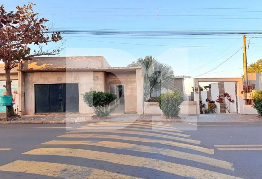 Imagem do imóvel Centro - Realeza - PR - Casa - 171,10 m² (a.c.) e 560 m² (a.t.)