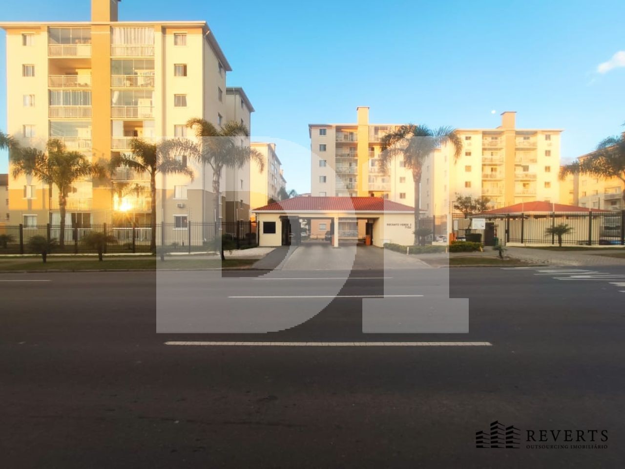 Imagem do imóvel Capão Raso - Curitiba/PR - Apartamento - 70,3800 m² - 1 vaga